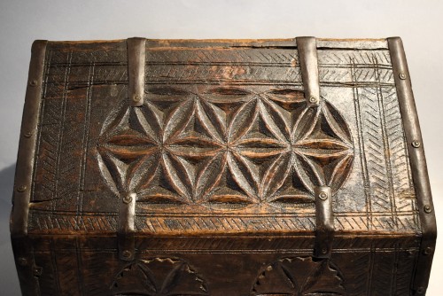 Antiquités - Antique Mughal jewelry box  - India Rajasthan 18th century